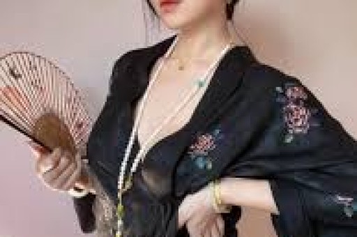 娱乐圈再曝大瓜顶流男艺人搞大女粉丝肚子肖战蔡徐坤疑似躺枪