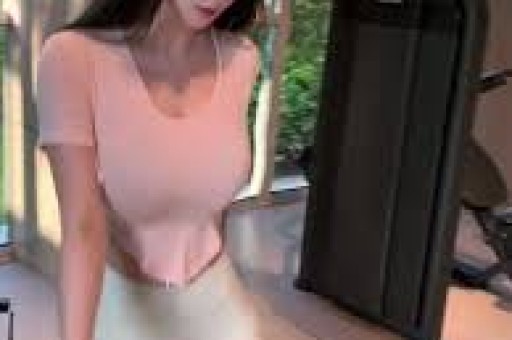 【边和领导做边接电话p】_高清免费完整版